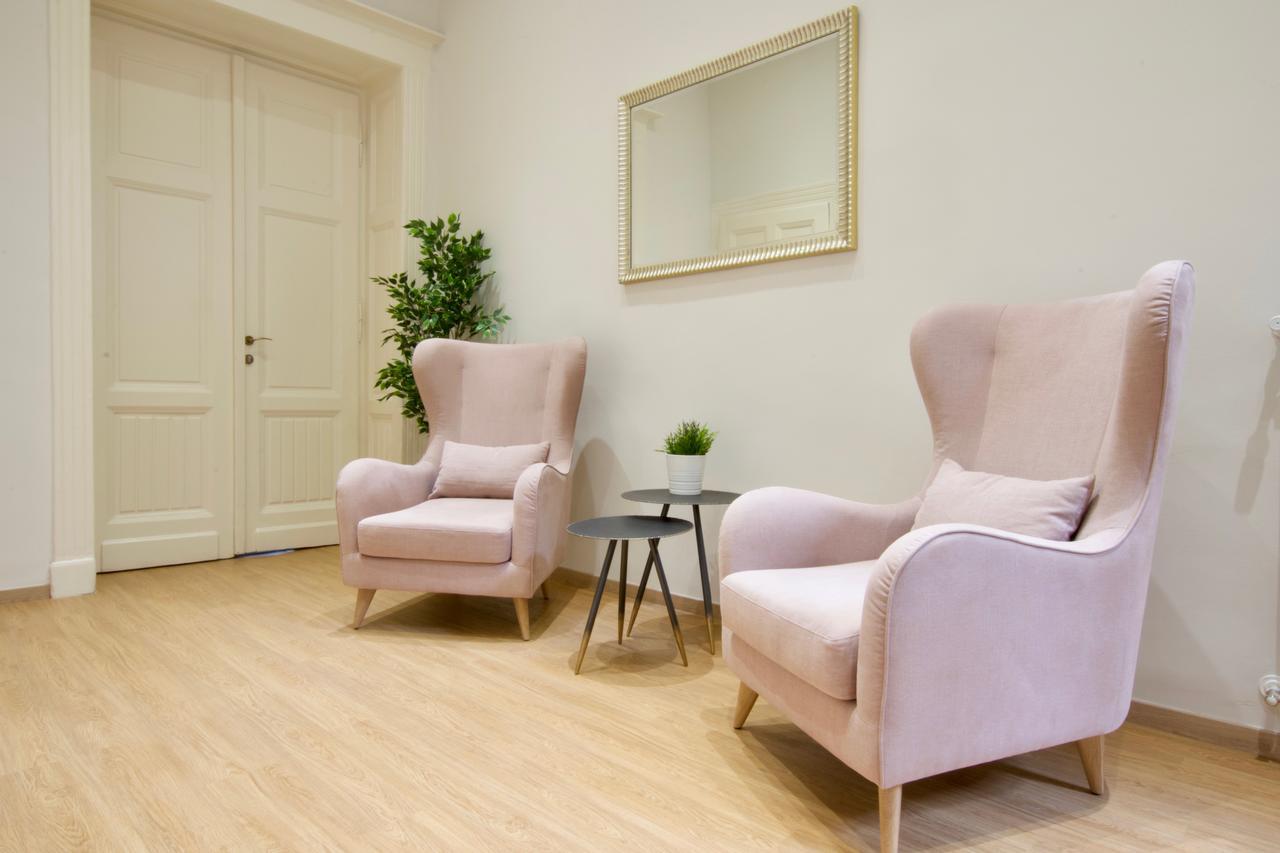 Europest Luxury Suites Budapest Esterno foto
