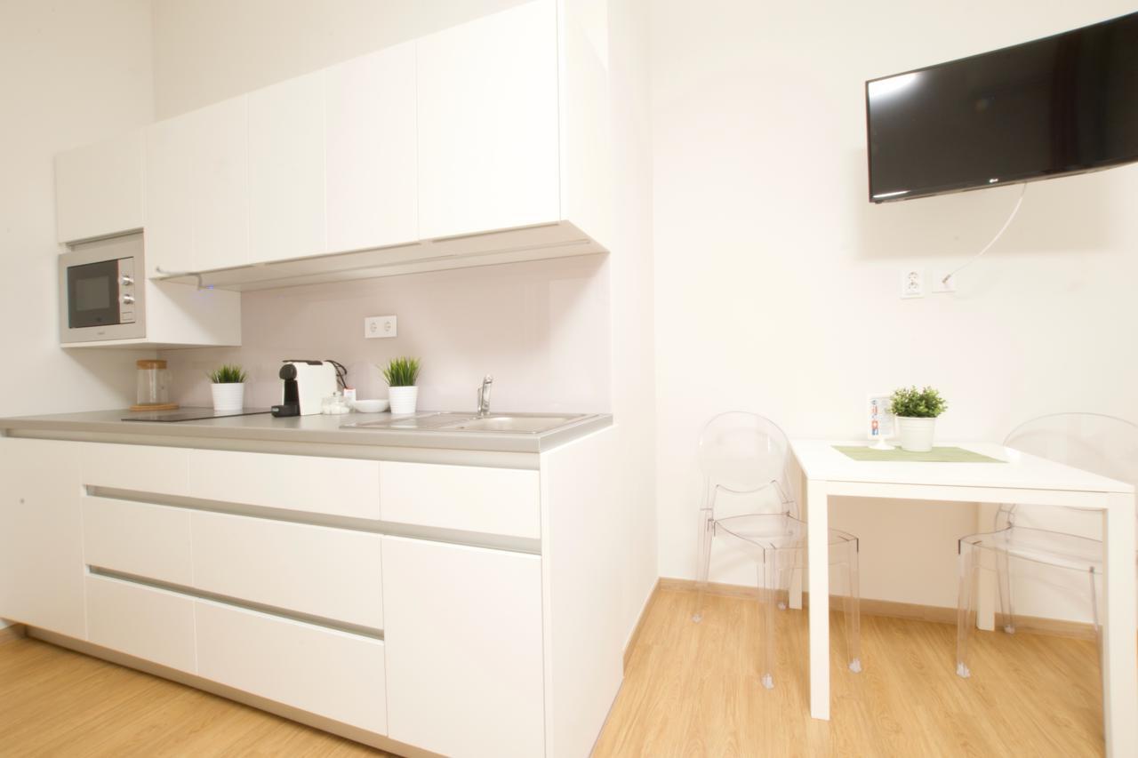 Europest Luxury Suites Budapest Esterno foto